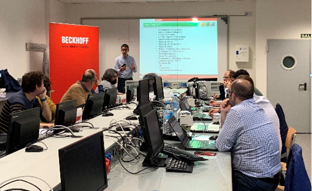 BECKHOFF forma a los profesores de FREMM