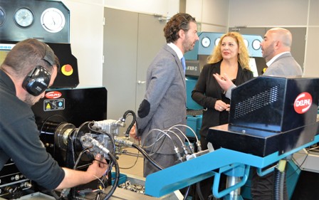 Tecnodiesel Murcia muestra al presidente de FREMM su liderazgo en recambios de automoción gracias a la economía circular