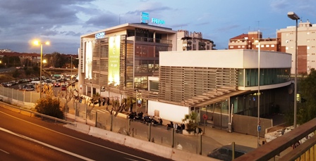FREMM anima a las empresas a seguir sus pasos potenciando su imagen con un rótulo luminoso