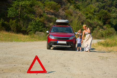 FREMM recomienda revisar el vehículo en un taller de confianza antes de salir de vacaciones