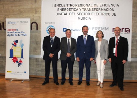 Doscientas cincuenta pymes y profesionales de electricidad asisten al I Encuentro de Eficiencia Energética y Transformación Digital